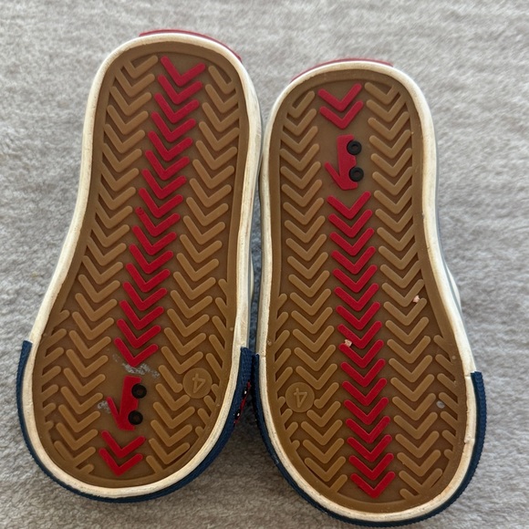 See Kai Run Gray and Navy Kids Sneakers - Picture 5 of 6